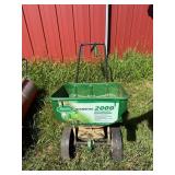 Scotts 2000 Lawn Spreader