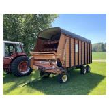 Meyer TTS 16' Forage Wagon