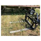 New Kivel Universal Attach 48' Pallet Forks