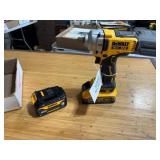 New Dewalt 20V 1/2' Impact w/batteries