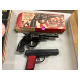 Crack Shot dart Pistol & Knicker Bocker Toy Guns