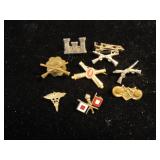 Lot of (8) WW1 & WW2 Military Pins & Insignia