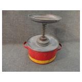 Vintage Eagle P-701 - 1 Quart Safety Plunger Can