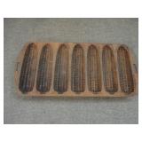 Vintage Cast Iron Corn Bread Pan - 7 Sticks
