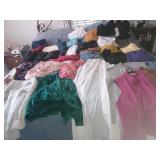 Ladies clothes 2-3X 22-26 2 bags