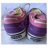 Women size 11 Crocs Tennis Shoes