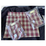 Longaberger matching tablecloth placemat set NEW