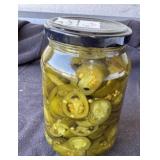 sealed jar of hot pickeles