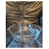 Glass cake pan