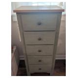 Lingerie chest of drawers