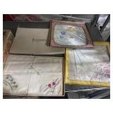 Vintage Ladies Hankecheif lot