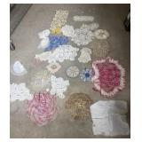 Quilt and fabrics lot