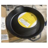 Lodge cast iron pan NIB 17' HUGE