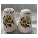Royal Warwick England sunflower salt pepper shaker