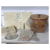 Longaberger with love vintage blossom Basket set