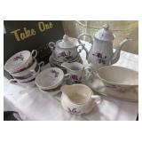 Rosen teapot and matching cup lot - Lid Been