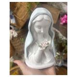 MOther Mary figurine decor