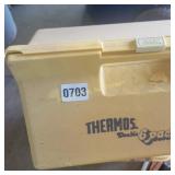 Vintage 6 Pack Cooler