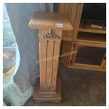 Oak Ornate Pillar