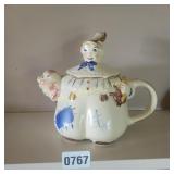 Vintage Shawnee Pottery Tea Pot,  Tom the Pipers