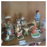 Figurines