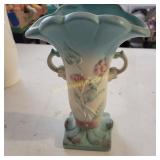 Hull Art B-8-8.5 USA Vase