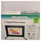 7" Digital Photo Frame