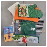 Kitchen Towels and Oven Mitts
