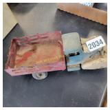 Vintage Metal Toy Truck Missing Tire