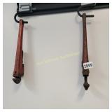 2 Pipe Wrenches