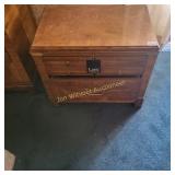 Lane Side Table  25x16x21