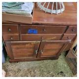 Dresser/Cabinet