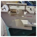 Portable Quatium Quilting Singer  Sewing Machine