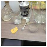 Measuring Cups, Shades