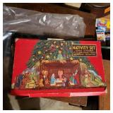 Vtg Paper Nativity