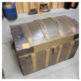 Camel Back Trunk with Tray