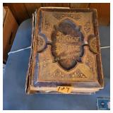 Vtg Holy Bible