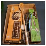 Vtg Kitchen Utensils
