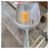 Vintage Scoop