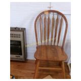 Round Back Spindle Chair