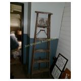 Wood Step Ladder