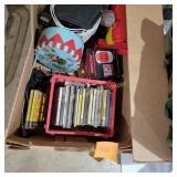 CDs on How To's, Tin