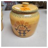 Vtg Pfatlzgraff Flowers of Love Covered Crock