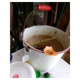 Enamel Red Handle Pan