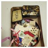 Vtg Buttons