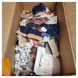 Vtg Buttons