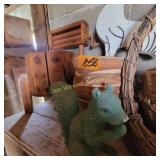 Planter, Baskets, Chicken