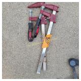 2 Clamps
