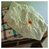 Sheets, Throw