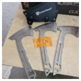 Smith & Wesson Hawkeye Throwing Axe Set 3